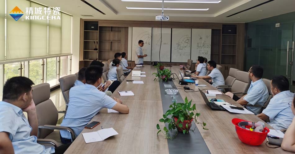 强化专业手艺，提高效劳水平  营销部开展营业手艺培训