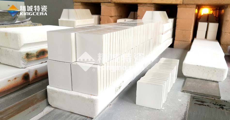 Z6尊龙特瓷氧化铝防弹陶瓷烧结车间