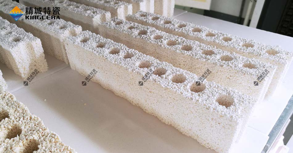 Z6尊龙特瓷ZTA陶瓷颗粒预制体